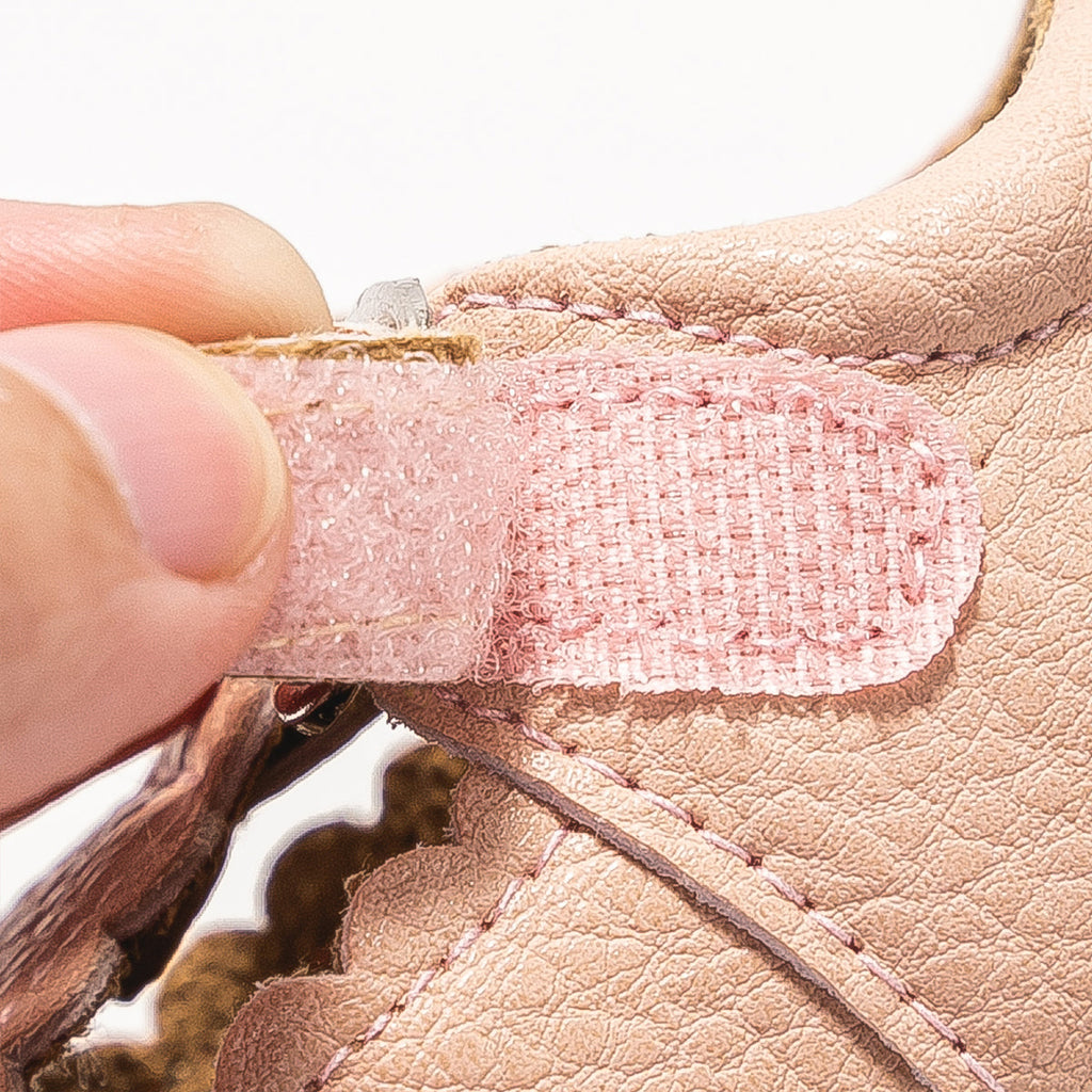 Baby Girl's Scalloped, T-strap All Occasion Shoes (Pink)