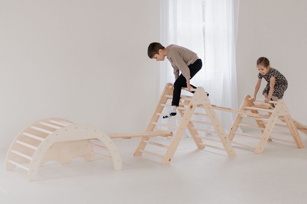 Climbing Triangles & Arch Sets